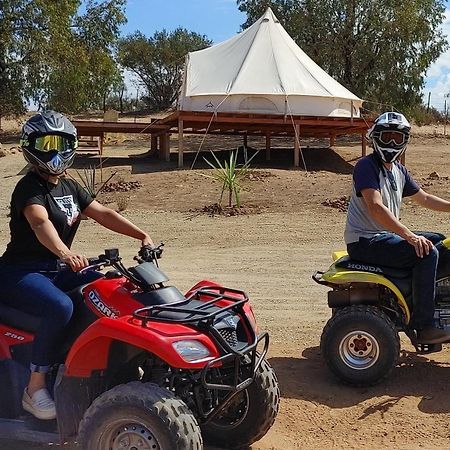 ואלה דה גוואדלופה Lago Valle Wine Glamping מראה חיצוני תמונה