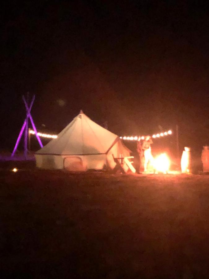 ואלה דה גוואדלופה Lago Valle Wine Glamping מראה חיצוני תמונה